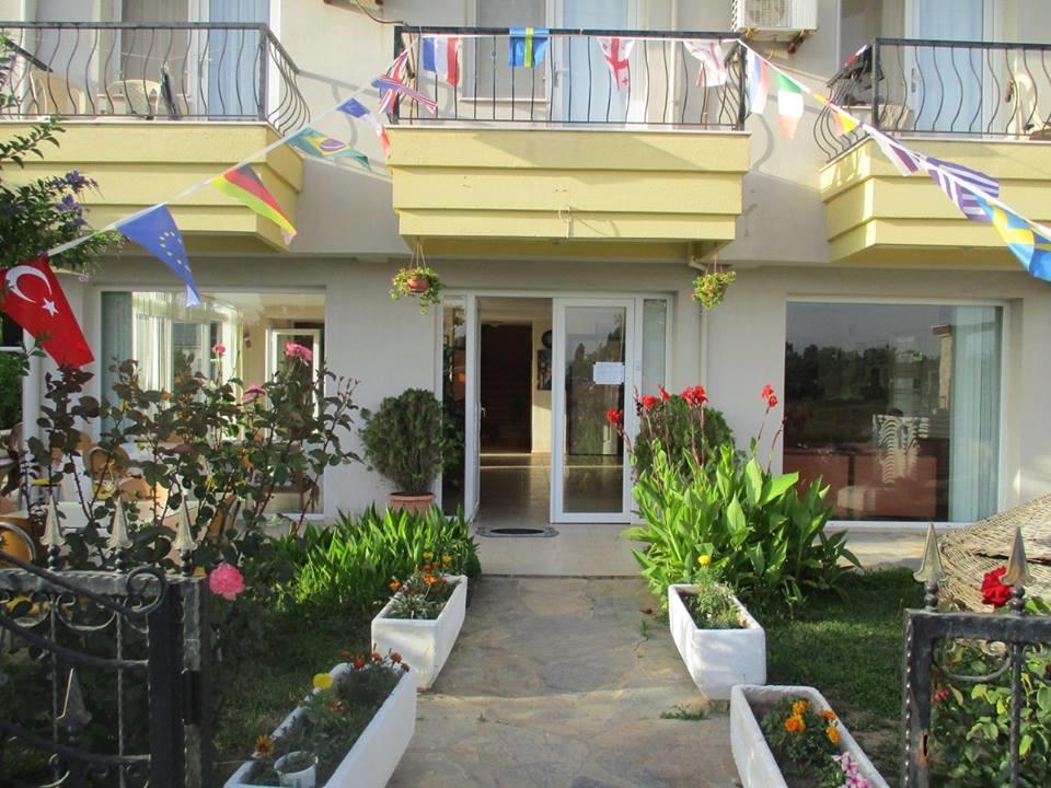 Mandarin Beach Otel 구물두르 외부 사진